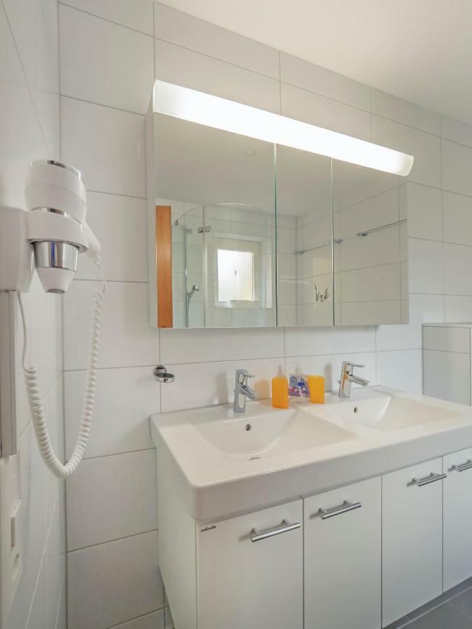 Apart Holidays - Residenza Flora Locarno Exterior photo